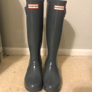 Gray hunter boots